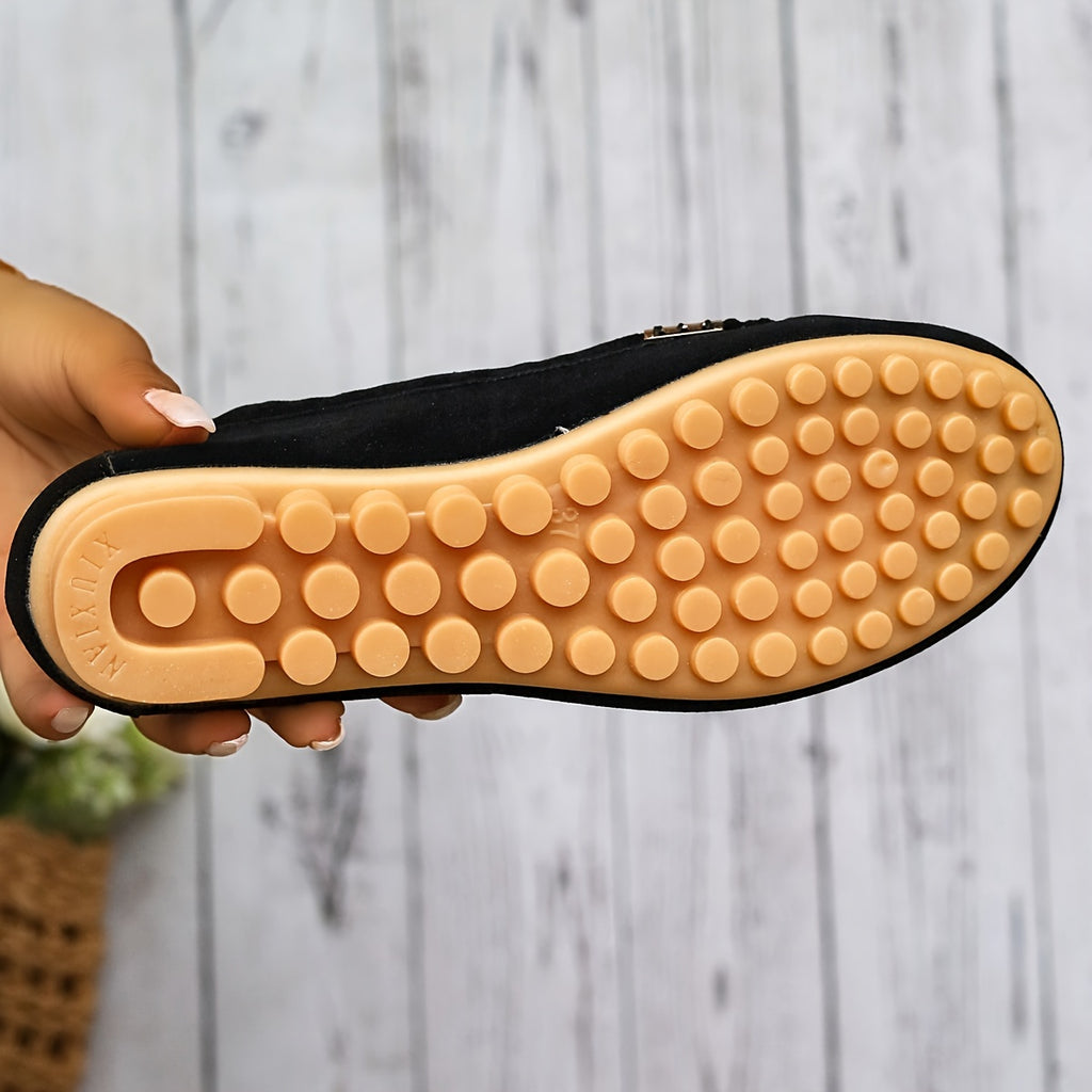 GifitoLuck Women’s Metal Stitch Loafers, Lightweight Slip-On Flat Moccasin Shoes for Spring 2026, Comfortable Everyday Walking Gift for Mum or Grandma