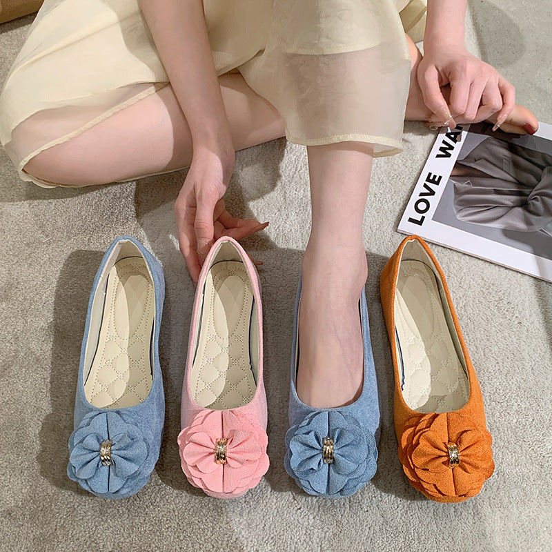 GifitoLuck Women’s Square Toe Flower Flats, Slip-On Bow Walking Shoes for Spring 2026, Thoughtful Gift for Mum or Grandma