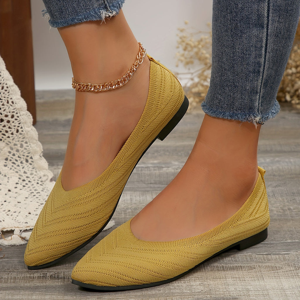 GifitoLuck Women’s Breathable Pointed Knit Flats, Lightweight Slip-On Casual Shoes for Spring 2026, Comfortable Everyday Walking Gift for Mum or Grandma