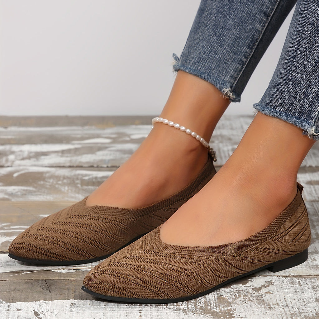 GifitoLuck Women’s Breathable Pointed Knit Flats, Lightweight Slip-On Casual Shoes for Spring 2026, Comfortable Everyday Walking Gift for Mum or Grandma