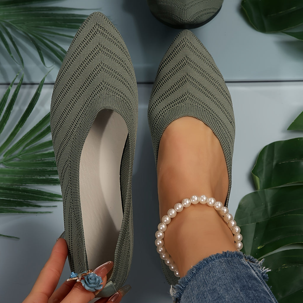 GifitoLuck Women’s Breathable Pointed Knit Flats, Lightweight Slip-On Casual Shoes for Spring 2026, Comfortable Everyday Walking Gift for Mum or Grandma