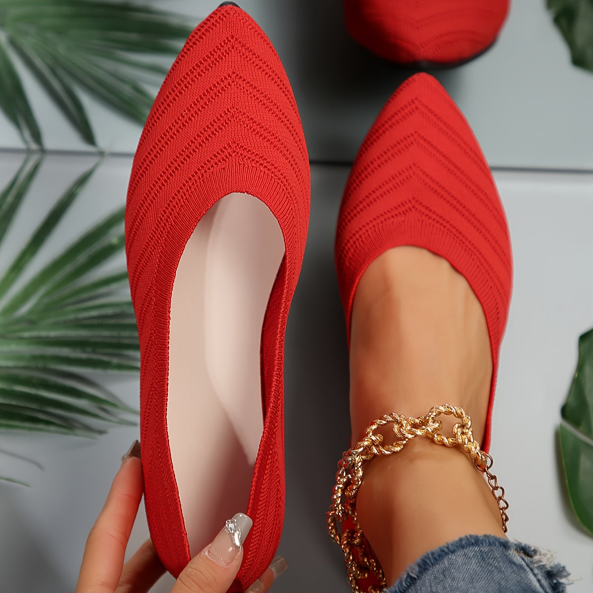 GifitoLuck Women’s Breathable Pointed Knit Flats, Lightweight Slip-On Casual Shoes for Spring 2026, Comfortable Everyday Walking Gift for Mum or Grandma